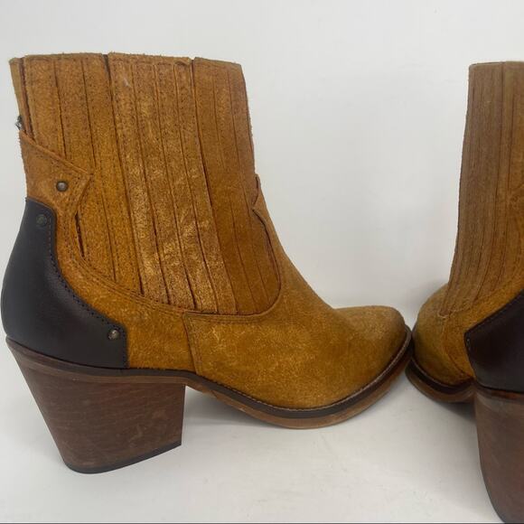 Musse & Cloud Jenci Sueded Gore Bootie - Picture 6 of 15